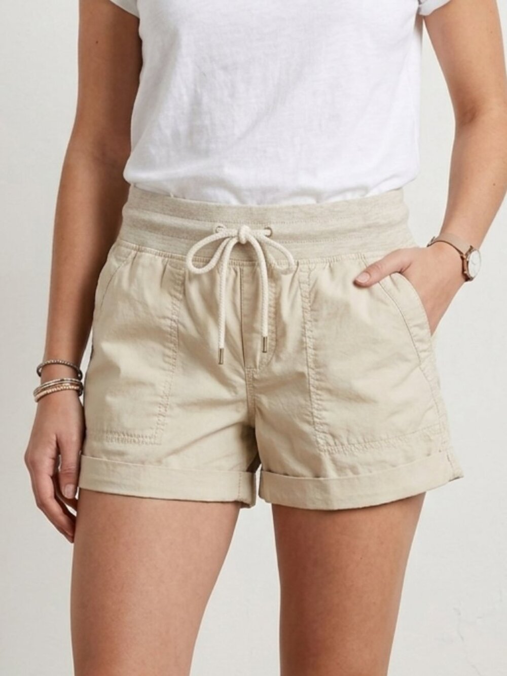 Lou & Grey Light Khaki Colored 100% Cotton Drawstring Cuffed Shorts Size M